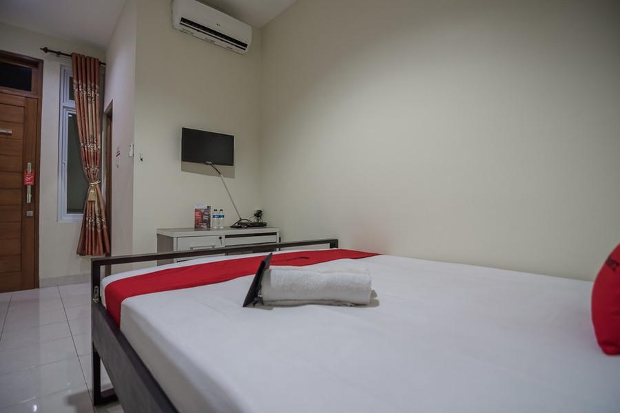 Reddoorz Plus Near Semanggi Jacarta Exterior foto