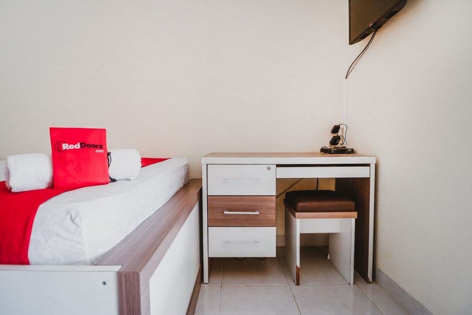 Reddoorz Plus Near Semanggi Jacarta Exterior foto