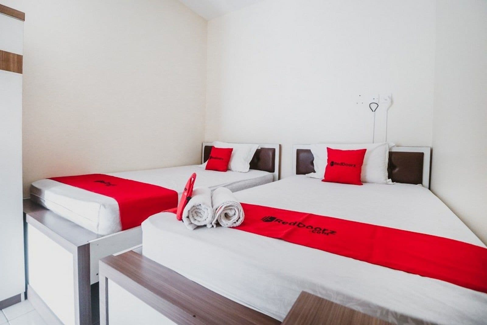 Reddoorz Plus Near Semanggi Jacarta Exterior foto